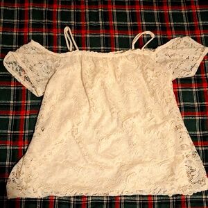(Pre-owned) Xhilaration white lace top in a size L.